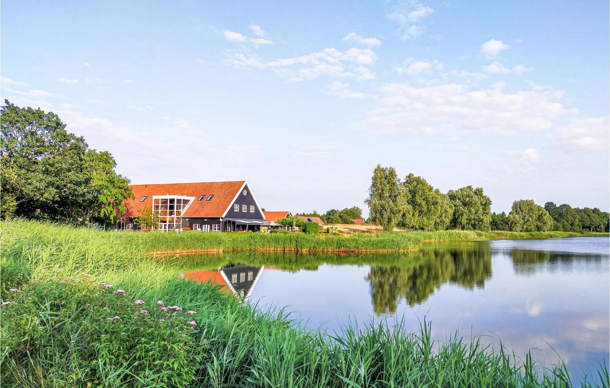Gorgeous Home In Heinkenszand With House Sea View Exteriör bild